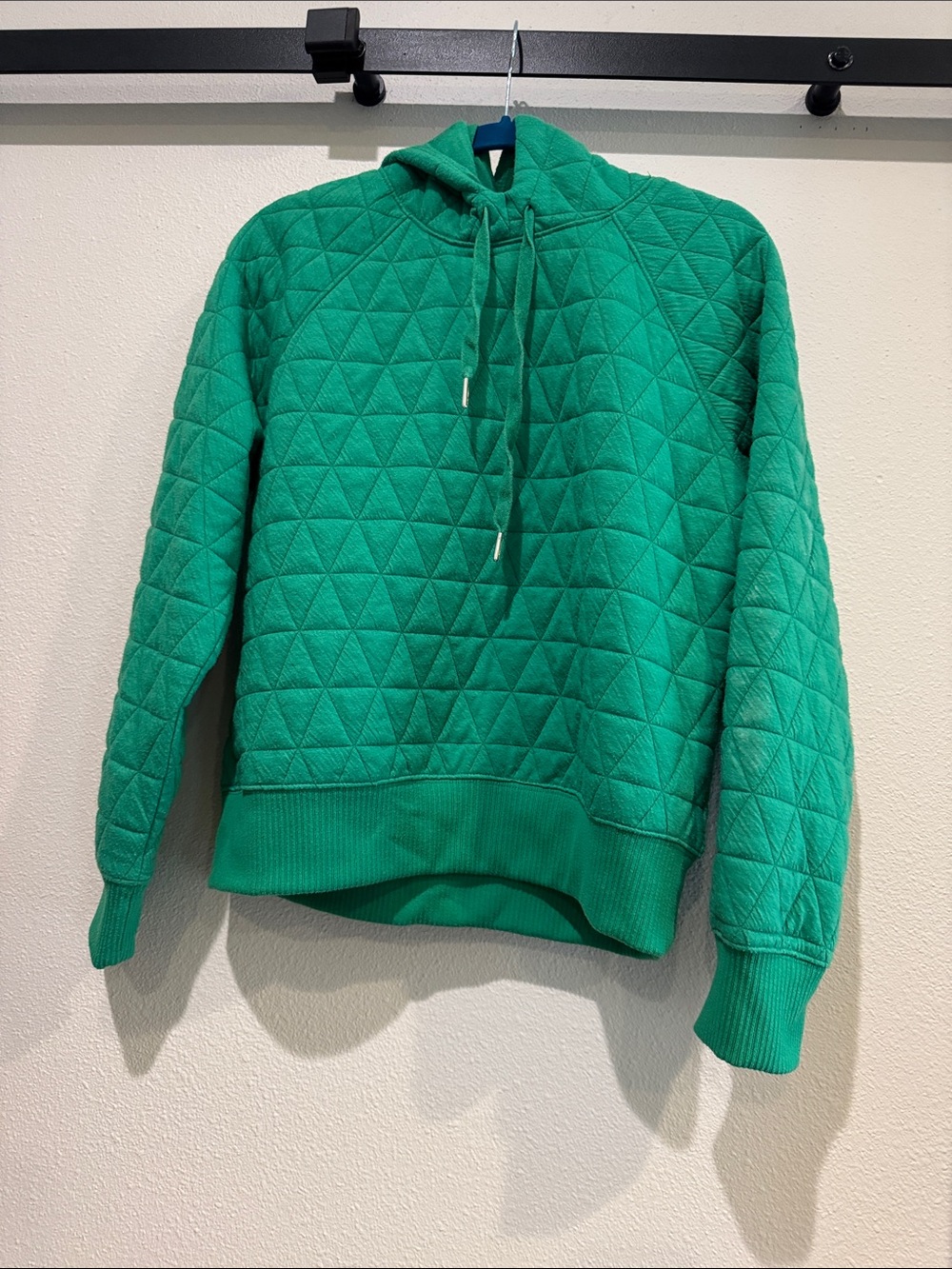 Evereve Green Quilted Hoodie Sweatshirt